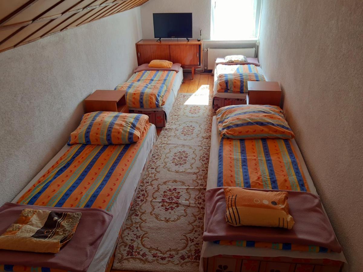 Pensjonat Osemka Lewin Klodzki Exterior foto